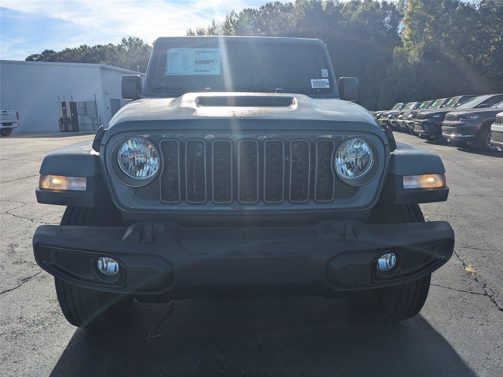 New 2025 Jeep Gladiator Sport AWD/4WD image 8