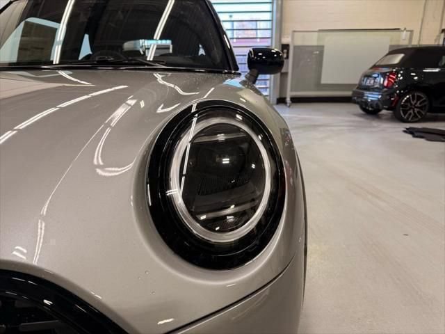 Used 2026 MINI Cooper S FWD image 9
