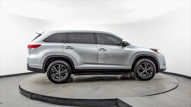 Used 2019 Toyota Highlander LE image 9
