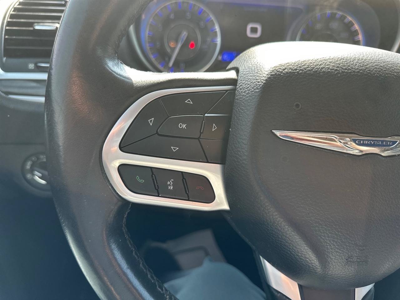 Used 2020 Chrysler 300 Touring w/ Sport Appearance Package RWD image 20