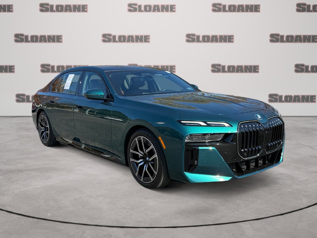 Certified 2026 BMW 750e xDrive AWD/4WD image 7