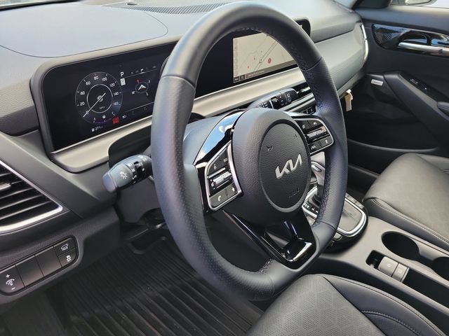 Certified 2026 Kia Seltos SX w/ SX Sunroof Package AWD/4WD image 19