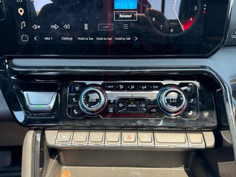 Used 2026 GMC Sierra 1500 AT4 w/ AT4 Premium Package AWD/4WD image 14
