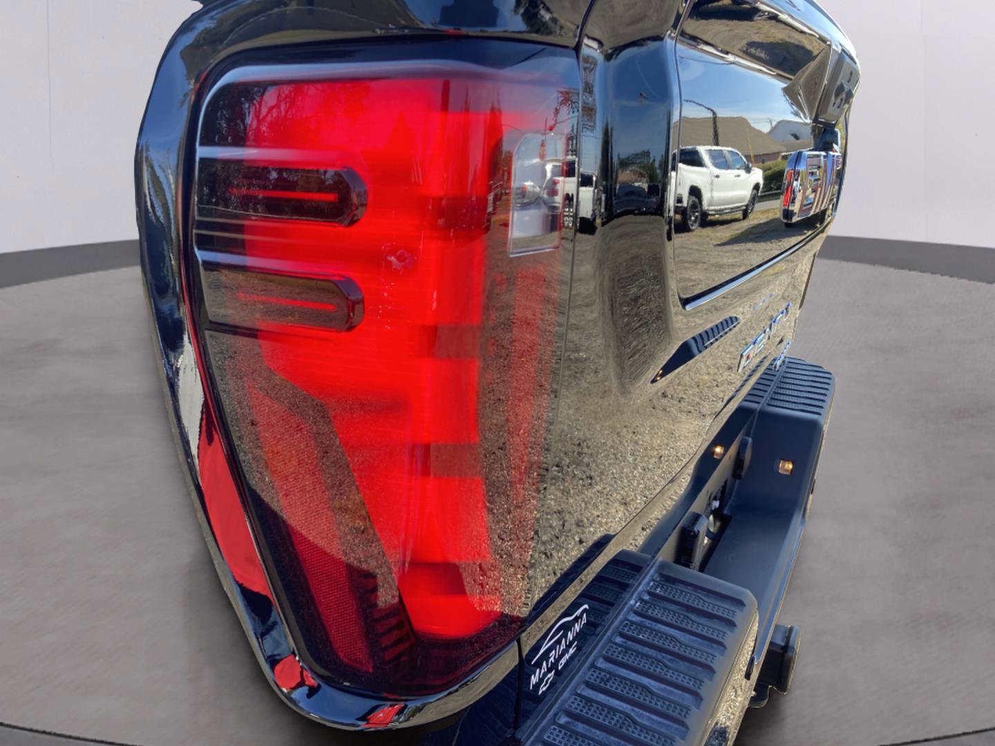 New 2026 GMC Sierra 2500 Denali w/ Denali Reserve Package image 7