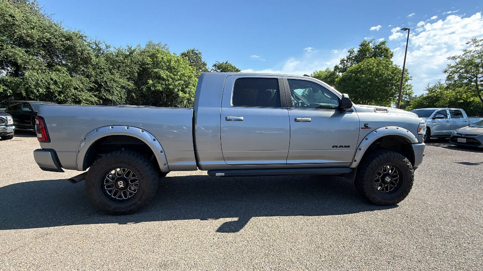 Used 2021 RAM 3500 Laramie w/ Night Edition AWD/4WD image 4