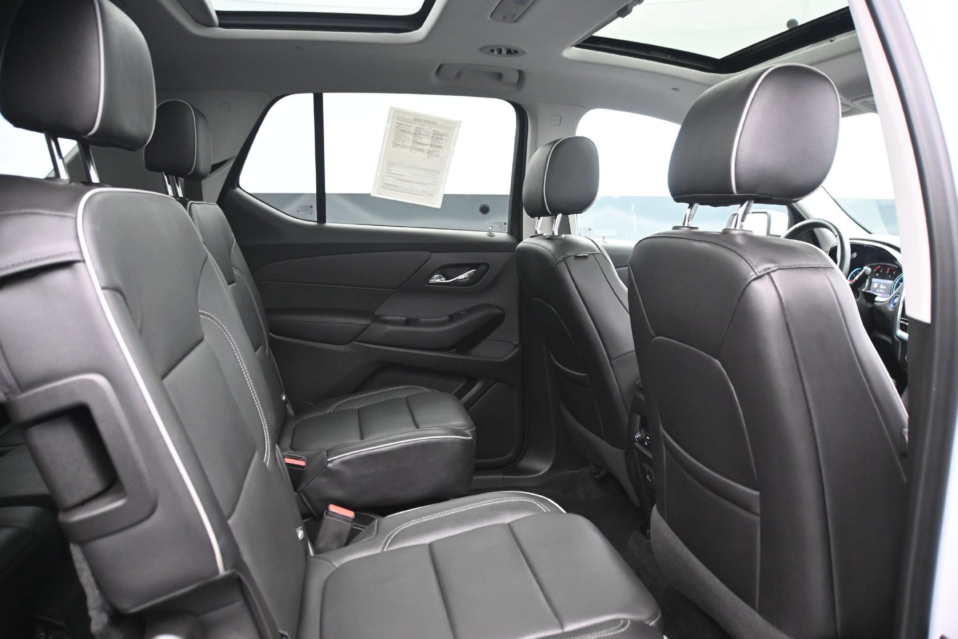Used 2021 Chevrolet Traverse High Country AWD/4WD image 14