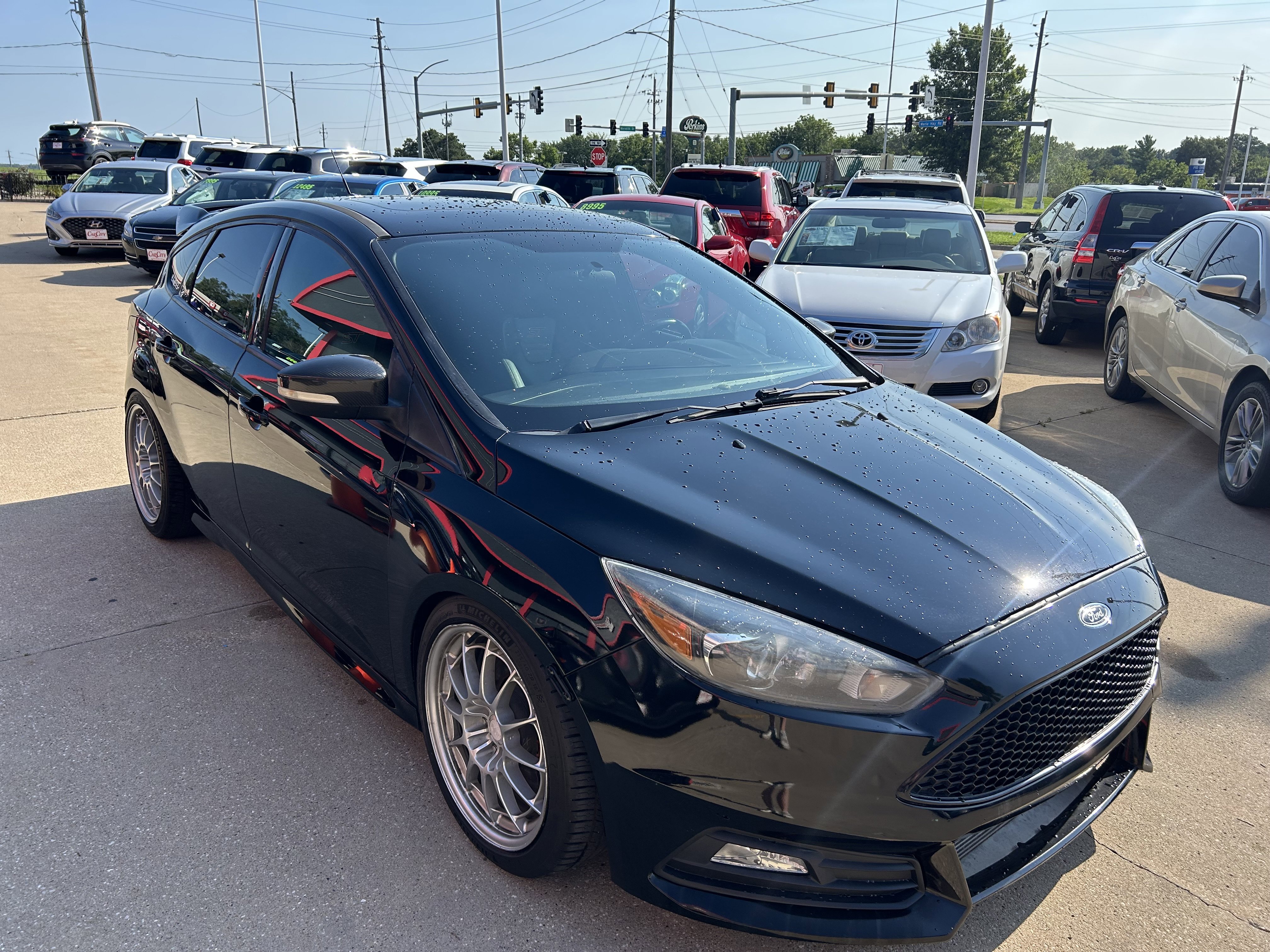 Used 2016 Ford Focus ST w/ Equipment Group 401A image 3