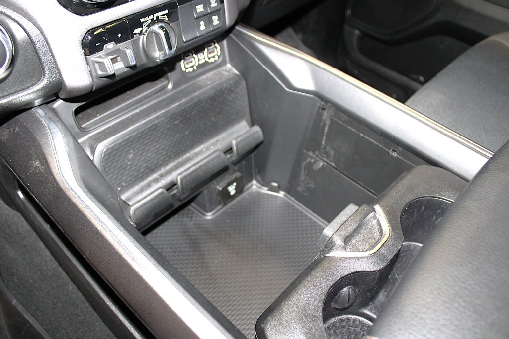 Used 2022 RAM 1500 Big Horn AWD/4WD image 24
