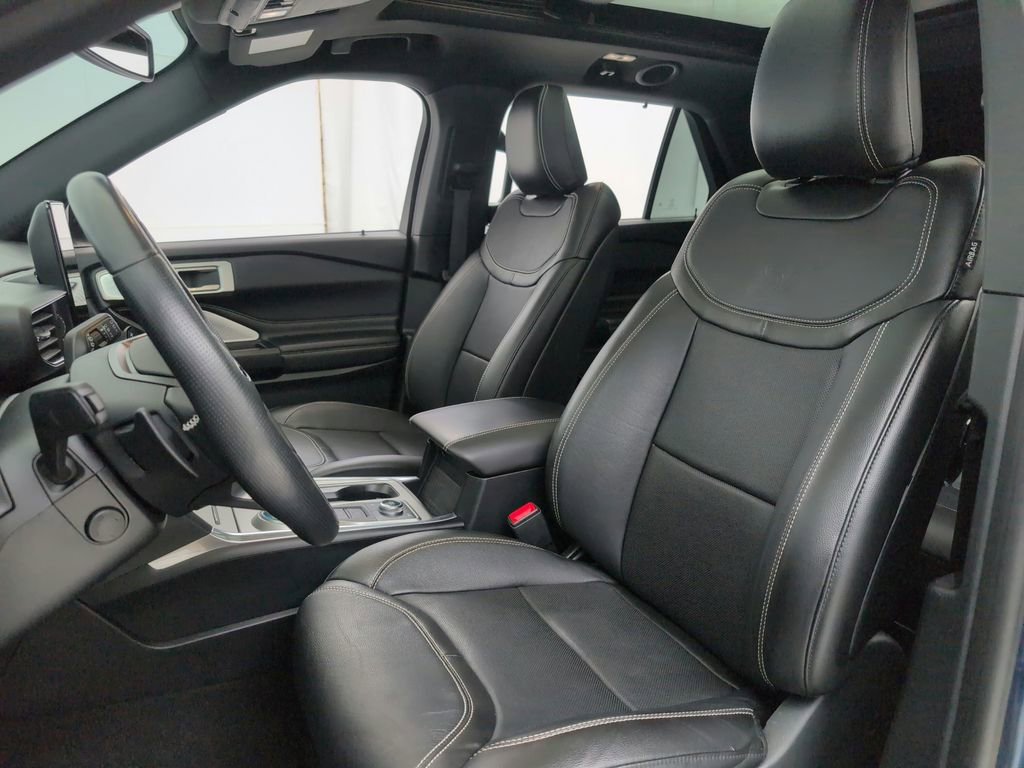 Used 2020 Ford Explorer ST w/ ST Street Pack image 31