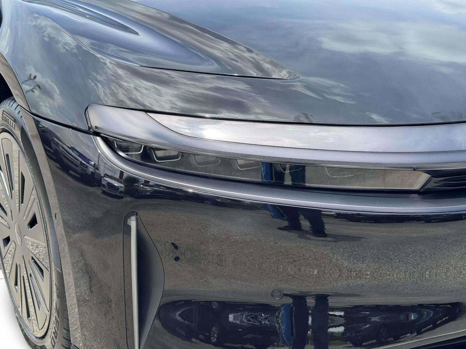 Used 2025 Lucid Air Pure RWD image 10