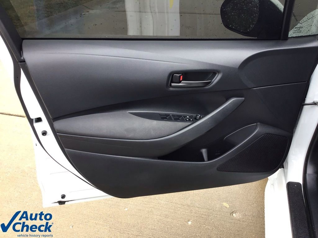 Used 2024 Toyota Corolla LE image 22