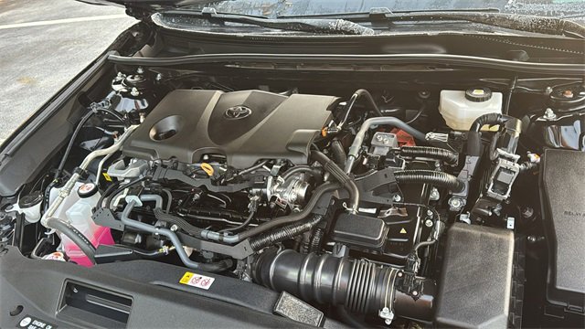 Used 2025 Toyota Camry LE image 34