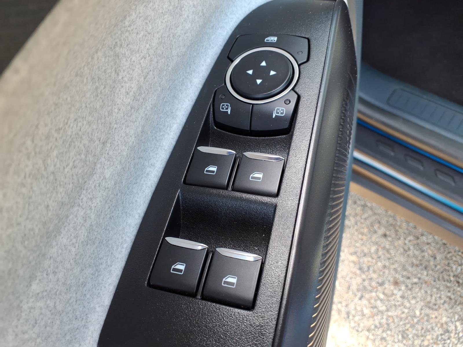 Used 2025 Ford Maverick XLT w/ XLT Luxury Package FWD image 18