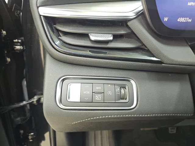 Used 2025 Buick Enclave Preferred AWD/4WD image 29