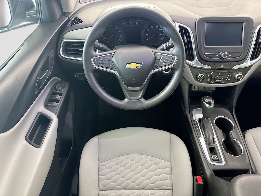 Used 2018 Chevrolet Equinox LS image 10