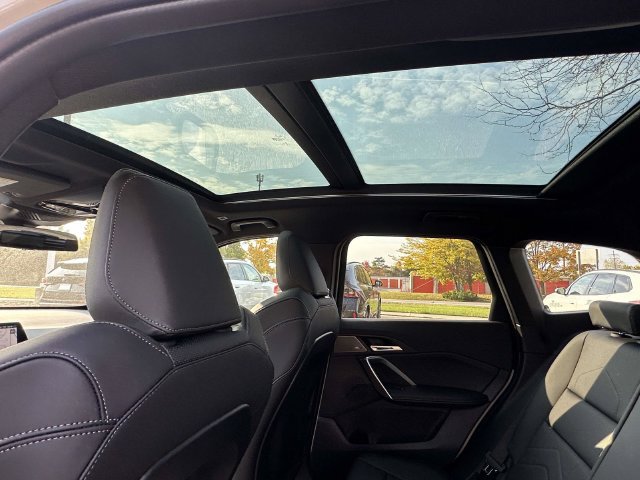 New 2027 BMW X1 xDrive28i w/ Convenience Package AWD/4WD image 11