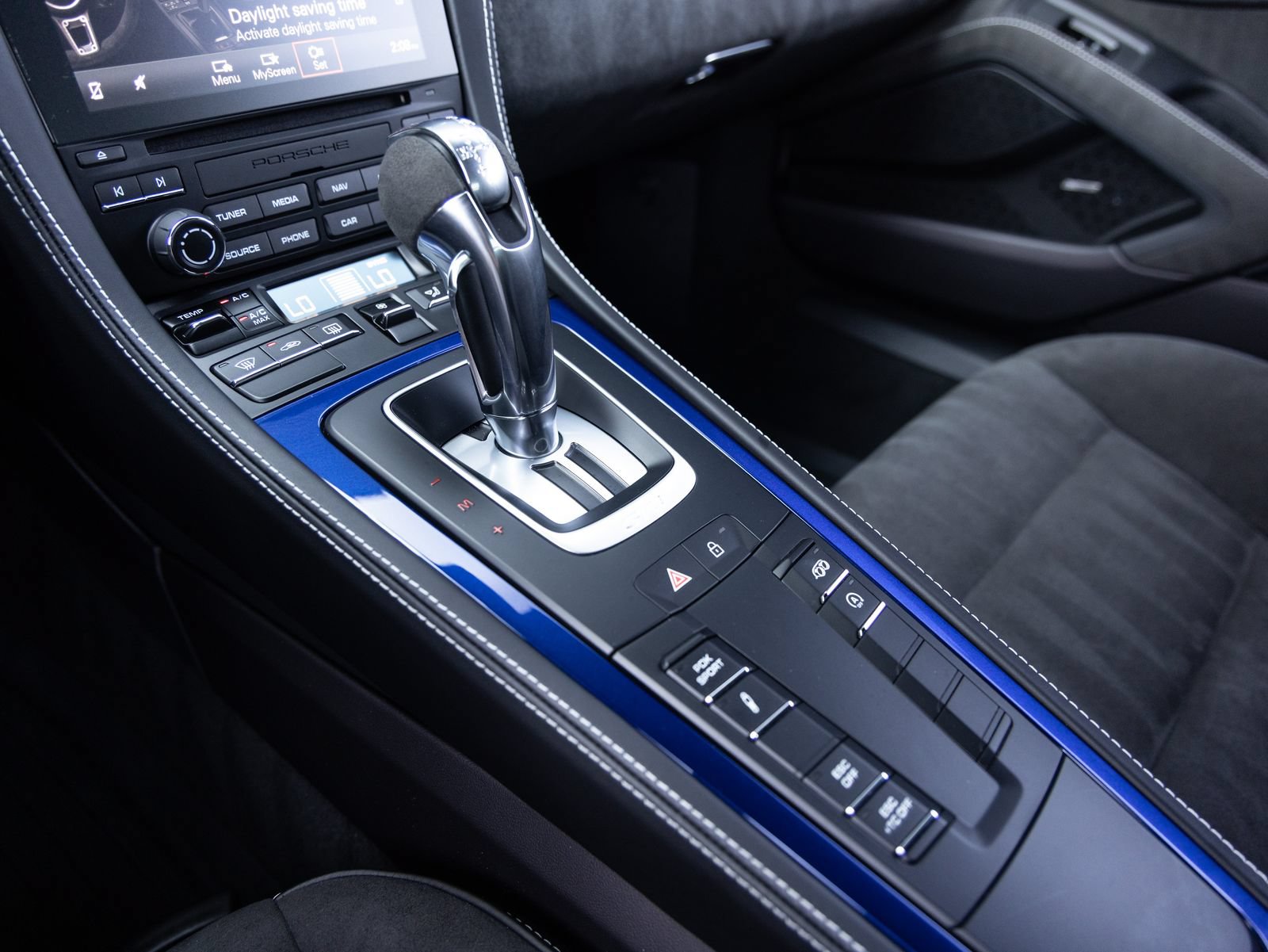 Certified 2021 Porsche 718 Cayman GT4 RWD image 17