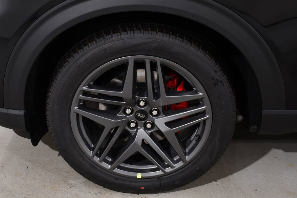 New 2026 Ford Explorer ST w/ Sun And Sound Package image 24