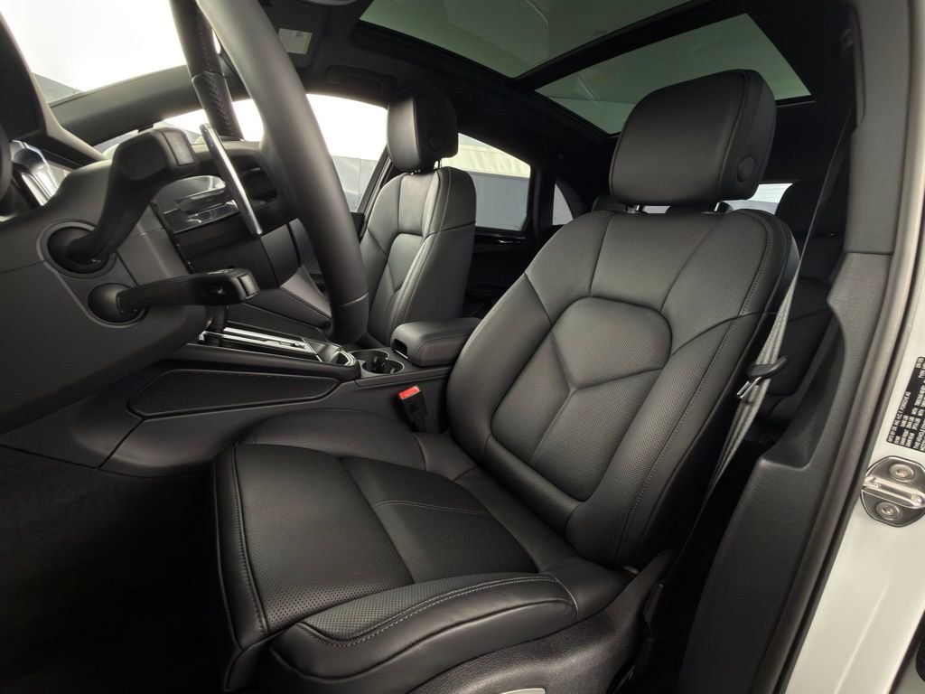 New 2026 Porsche Macan S image 5