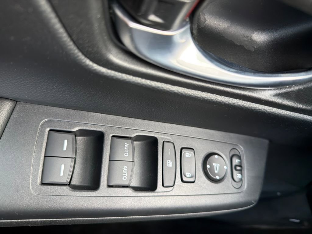Used 2023 Honda CR-V EX image 48