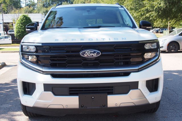 Certified 2026 Ford Expedition Platinum w/ Driver's Package AWD/4WD image 2