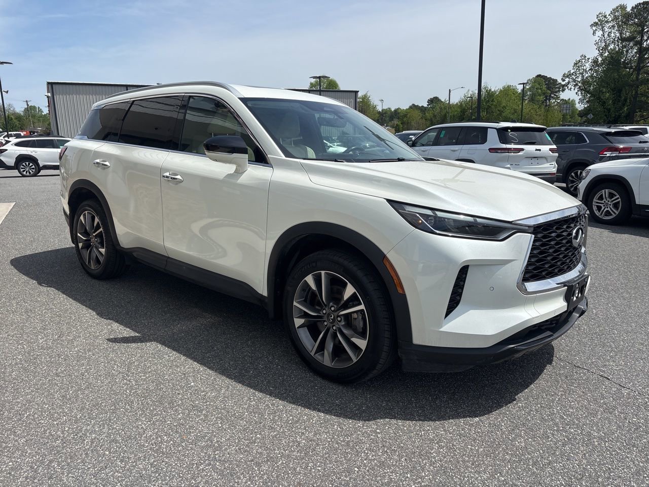 Used 2023 INFINITI QX60 Luxe w/ Cargo Package image 9