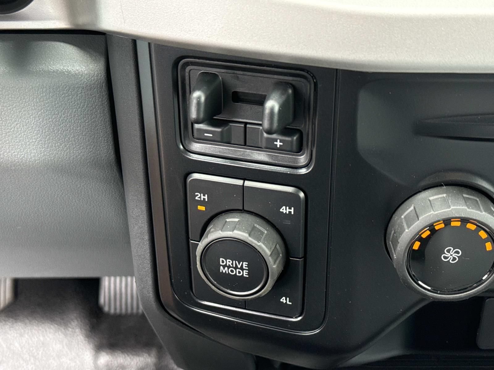 New 2026 Ford F250 XL AWD/4WD image 17