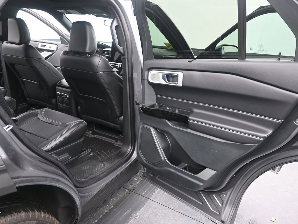 Used 2024 Ford Explorer ST w/ Equipment Group 401A image 21
