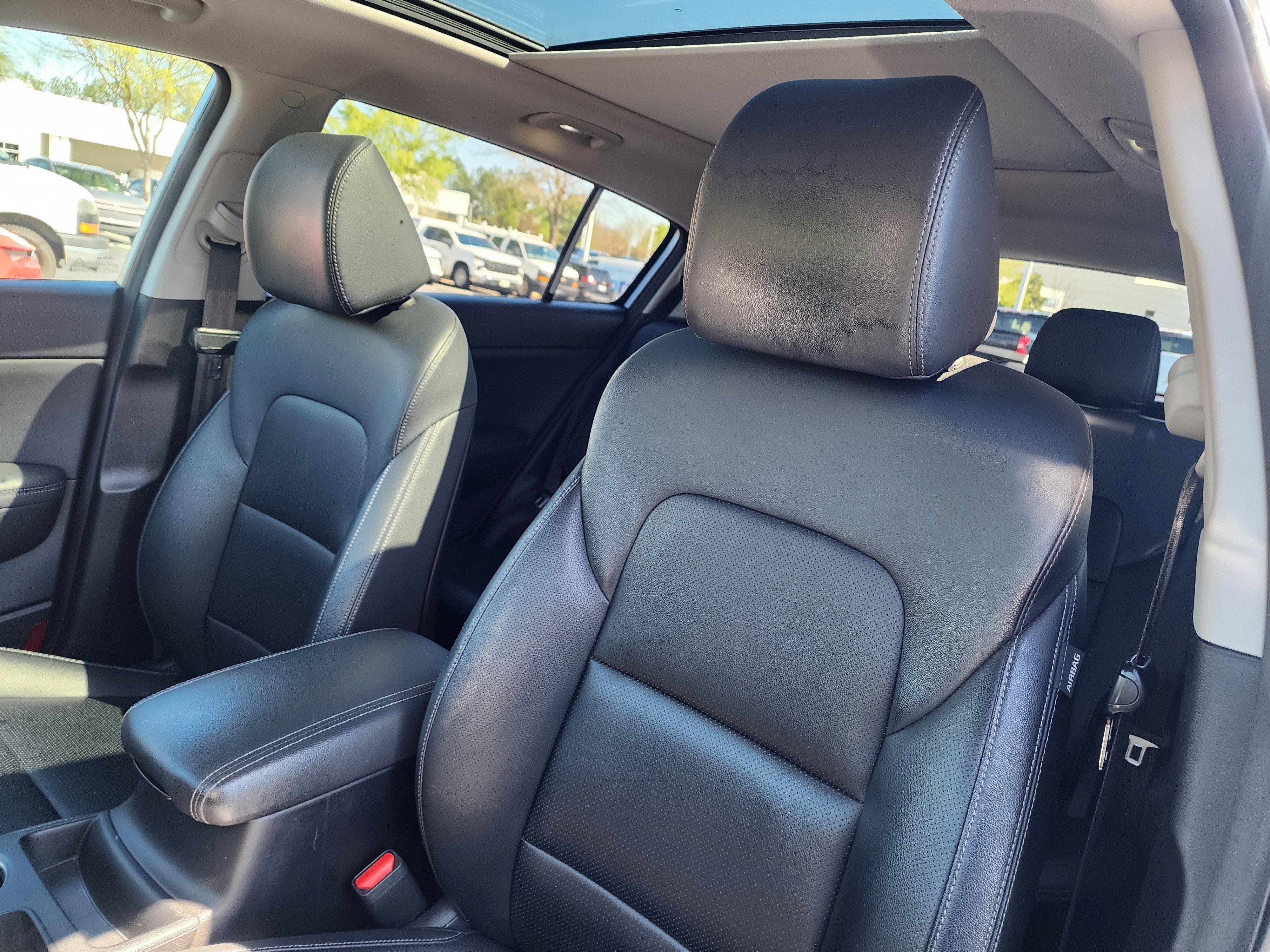 Used 2022 Kia Sportage EX image 22