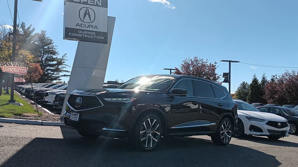Used 2023 Acura MDX SH-AWD w/ Technology Package image 1
