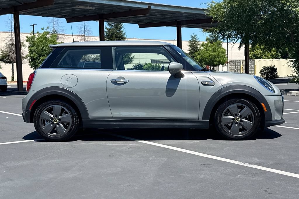 Used 2023 MINI Cooper SE FWD image 10
