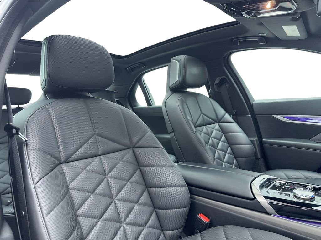 Used 2023 BMW 740i 740i M SPORT,NAV,CAM,PANO,HEAD image 49