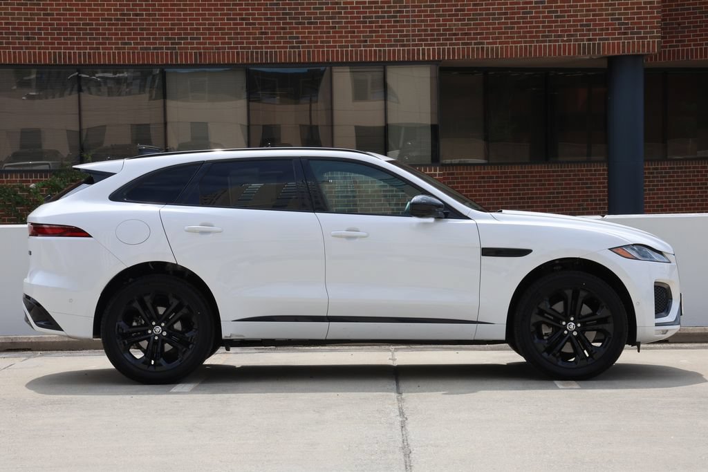 Used 2026 Jaguar F-PACE R-Dynamic S AWD/4WD image 3