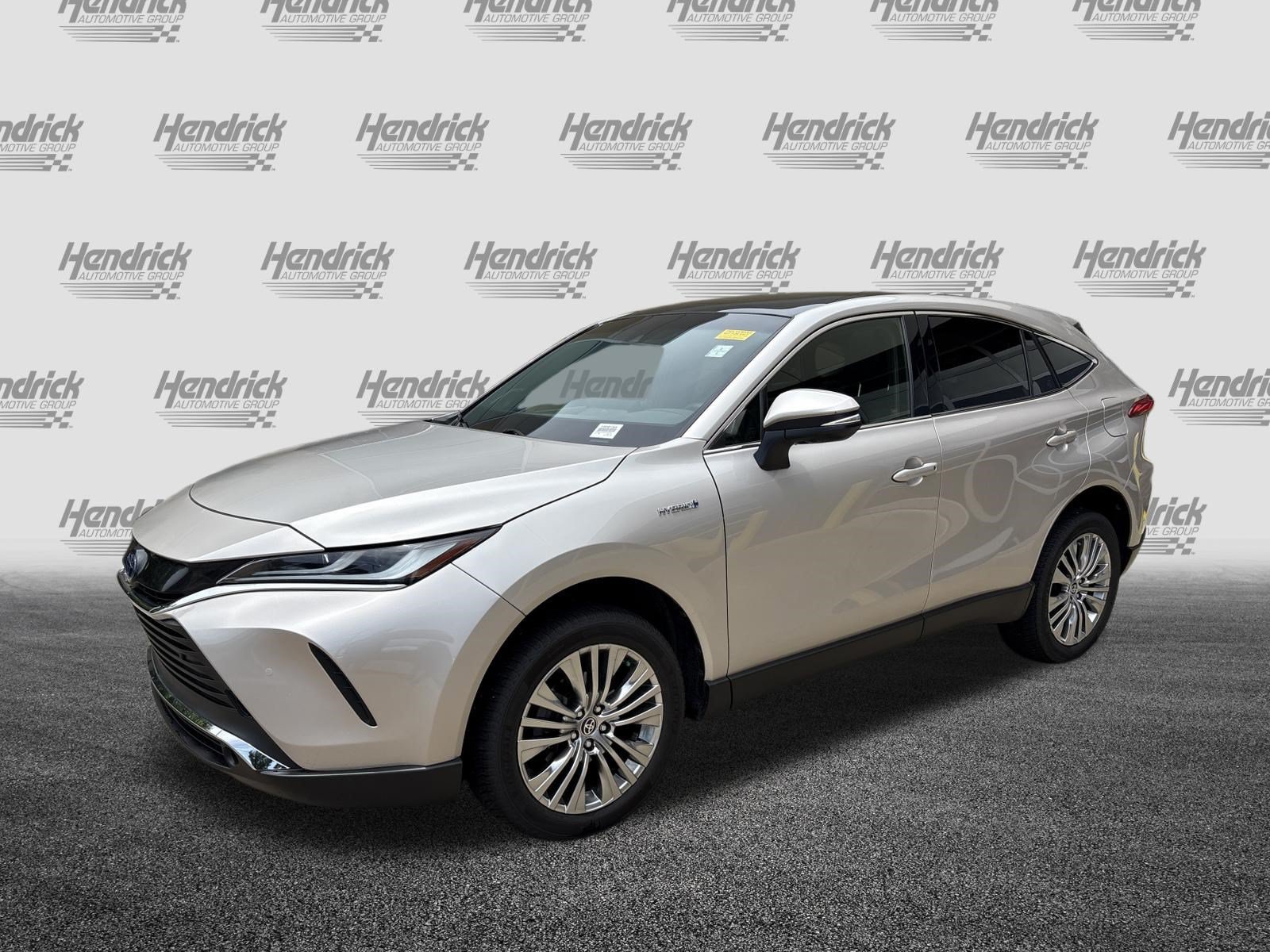 Used 2021 Toyota Venza Limited w/ Carpet Mat Package (TMS) AWD/4WD image 5