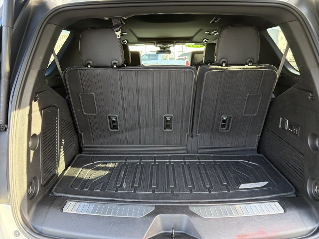 Used 2023 GMC Yukon Denali w/ LPO, Floor Liner Package AWD/4WD image 26