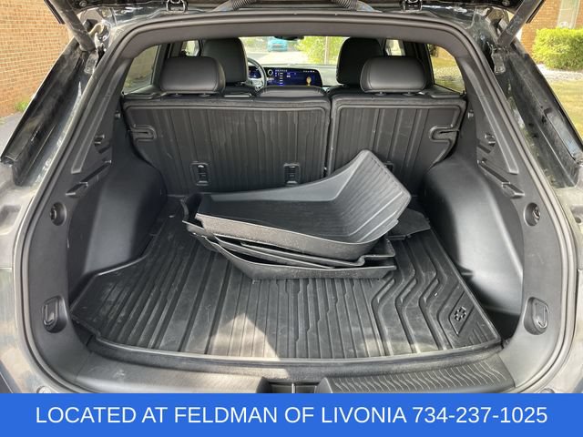 Certified 2024 Chevrolet Equinox EV LT FWD image 24