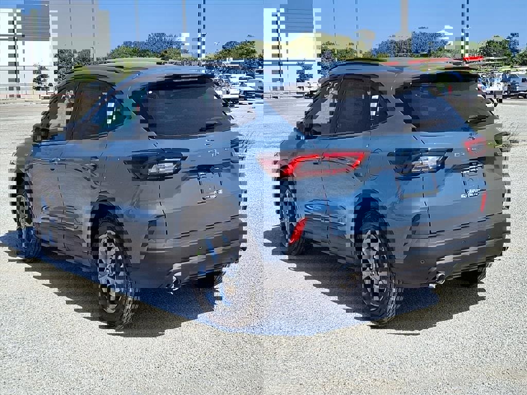 New 2026 Ford Escape ST-Line w/ Tech Pack #1 image 6