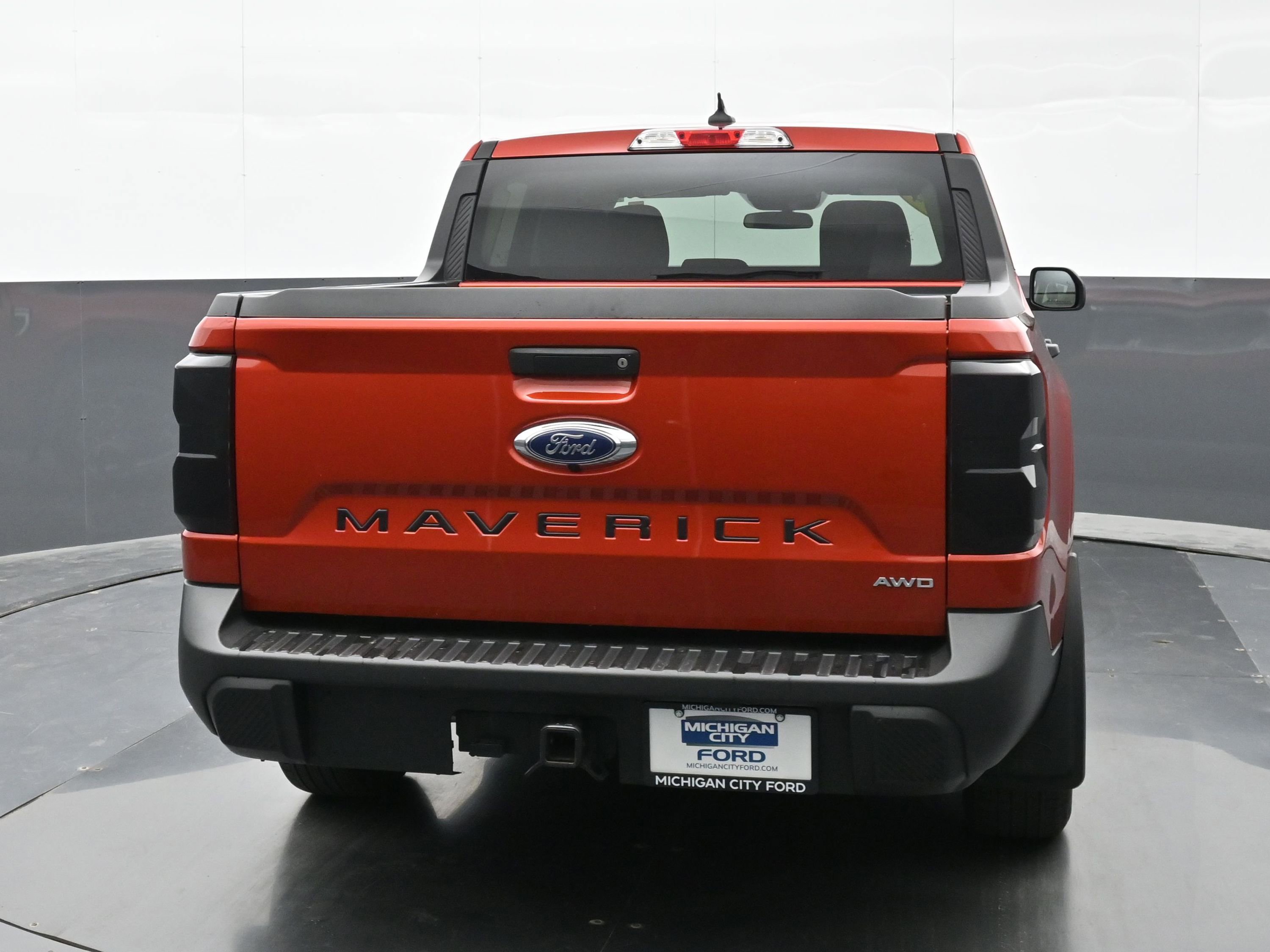 Used 2024 Ford Maverick XLT w/ XLT Luxury Package AWD/4WD image 3