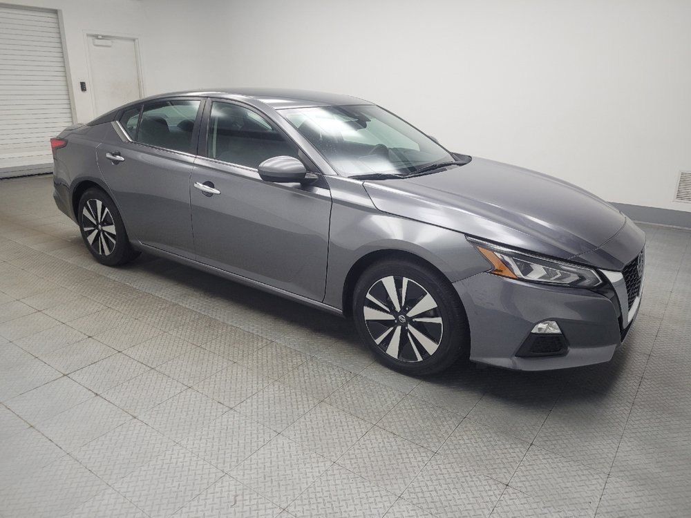 Used 2022 Nissan Altima 2.5 SV FWD image 11
