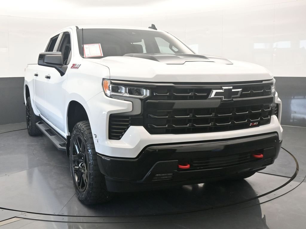 Used 2022 Chevrolet Silverado 1500 LT Trail Boss image 9