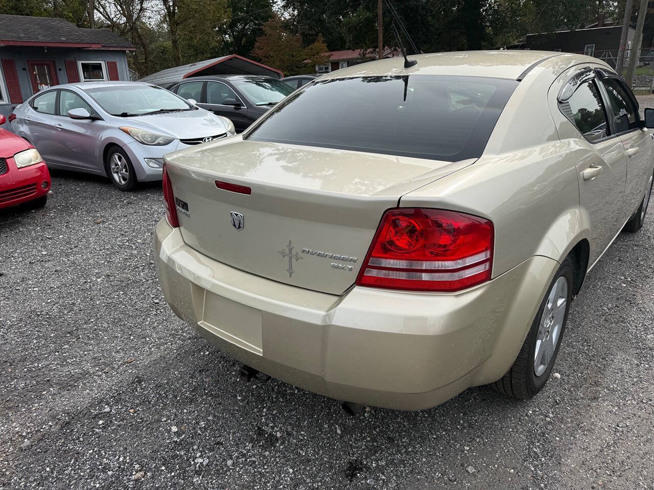 Used 2010 Dodge Avenger SXT FWD image 12