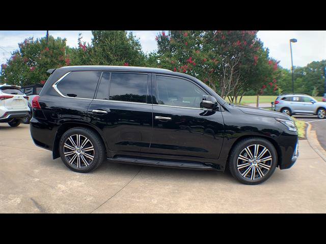 Certified 2021 Lexus LX 570 4WD w/ Luxury Package image 9