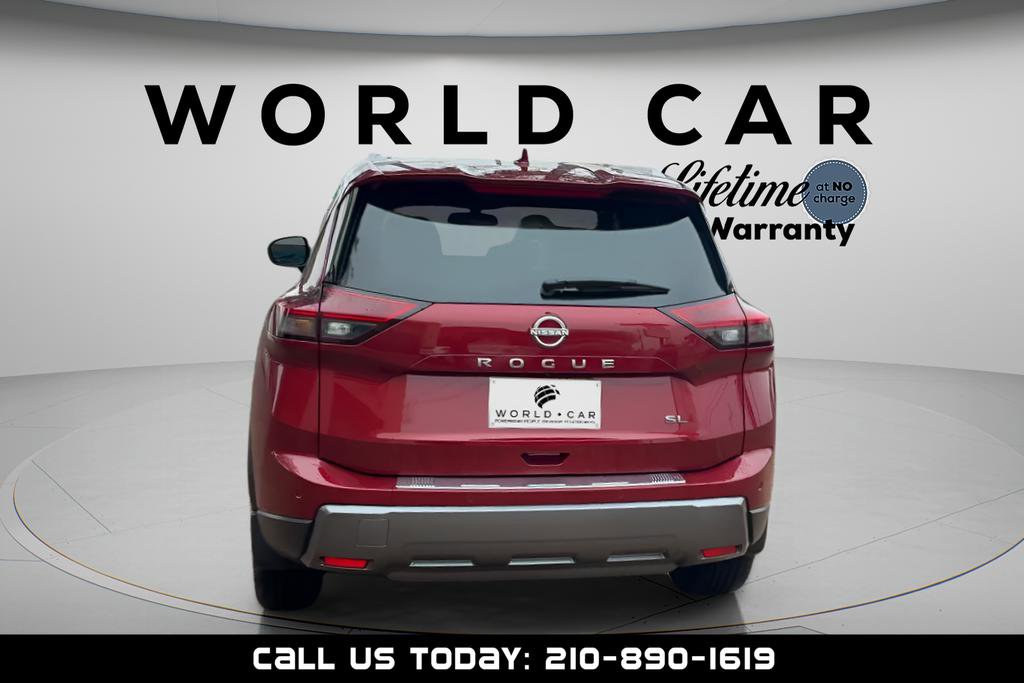 Used 2024 Nissan Rogue SL w/ SL Premium Package image 4