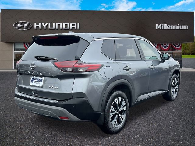 Used 2022 Nissan Rogue SV AWD/4WD image 6