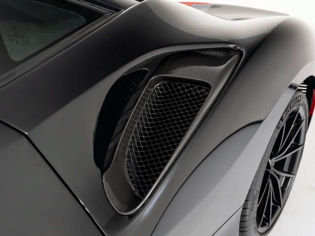 Used 2020 Ferrari 488 Pista Coupe RWD image 50
