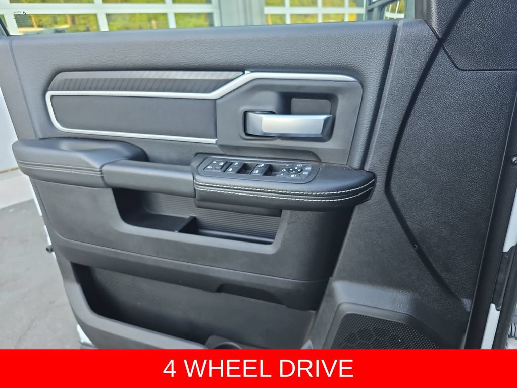 Used 2025 RAM 3500 Big Horn AWD/4WD image 24