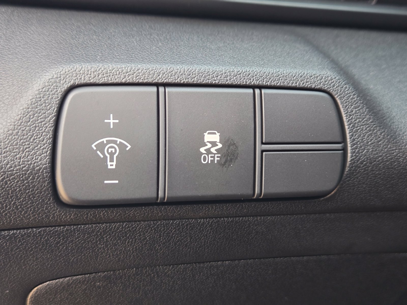 New 2026 Hyundai Elantra SEL Sport Premium FWD image 15