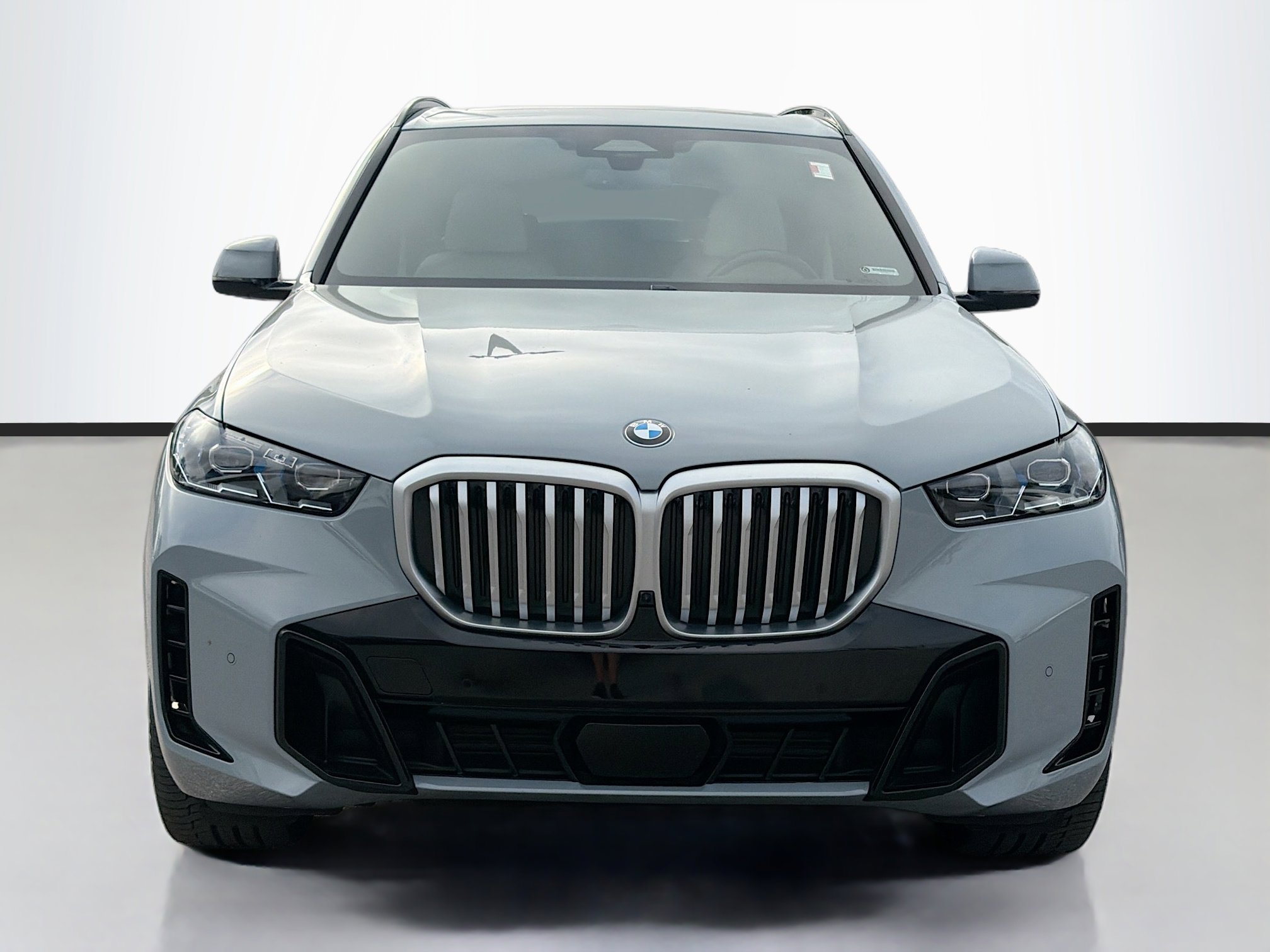 Used 2024 BMW X5 sDrive40i w/ M Sport Package image 8
