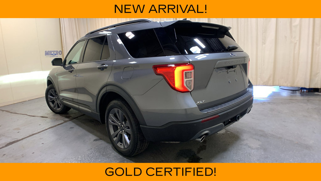 Used 2023 Ford Explorer XLT w/ Equipment Group 202A AWD/4WD image 5