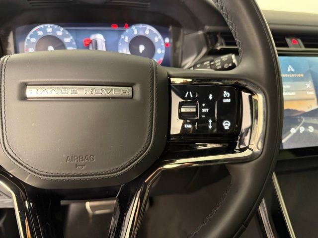 Certified 2026 Land Rover Range Rover Velar Dynamic SE AWD/4WD image 19